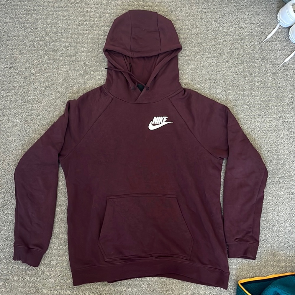 Nike Women’s Athletic Hoodie, Size large, Maroon Color. Very lightly worn!